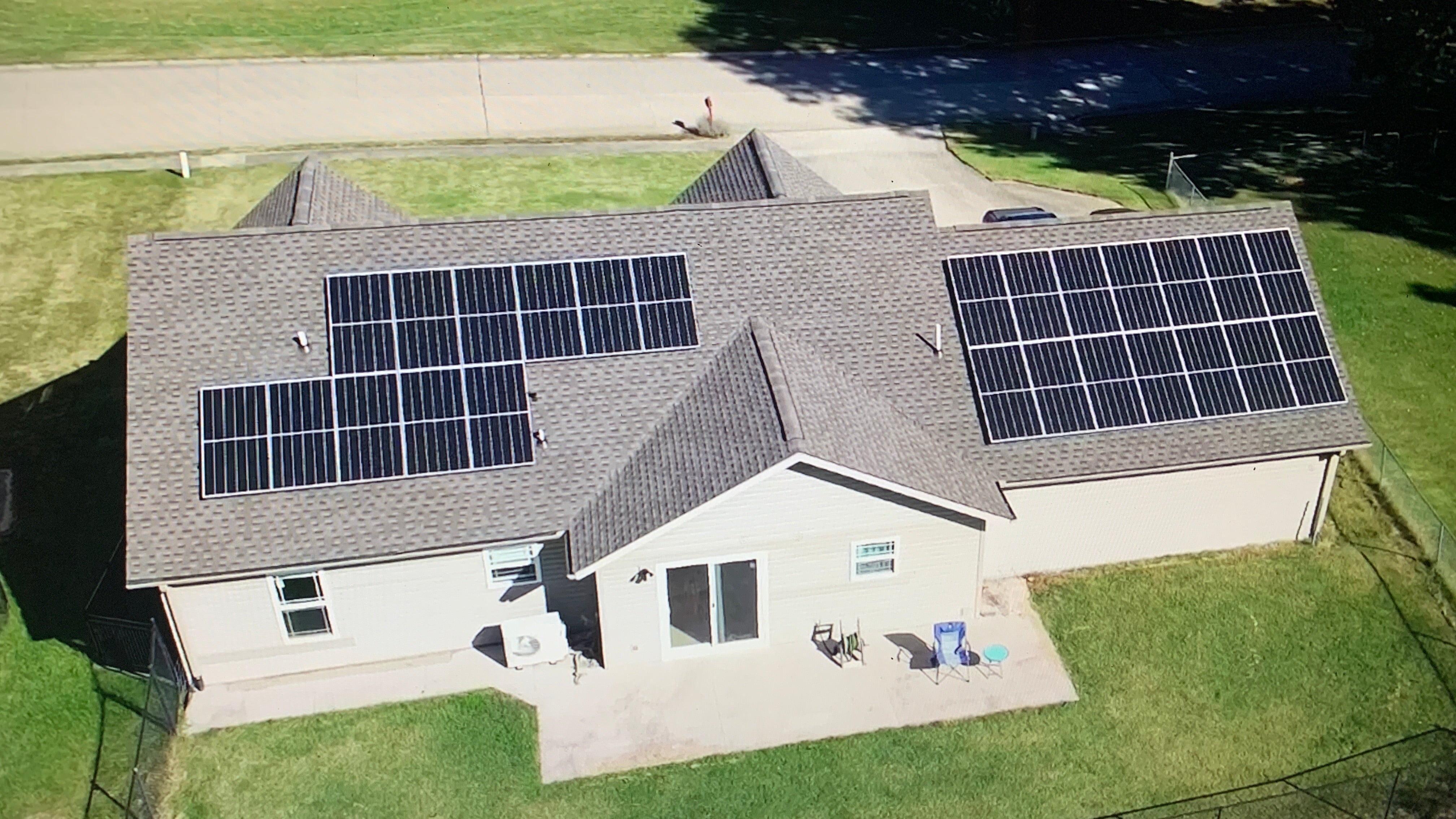 Jackson Solar Silver Framed Panels – Jackson Solar LLC